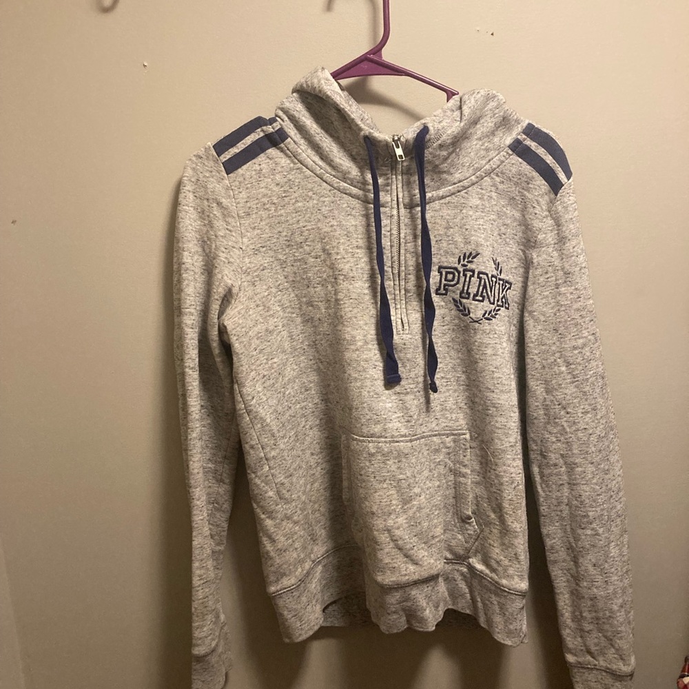 Size Medium Half zip hoodie/sweatshirt from Pink. Color is gray with navy blue
